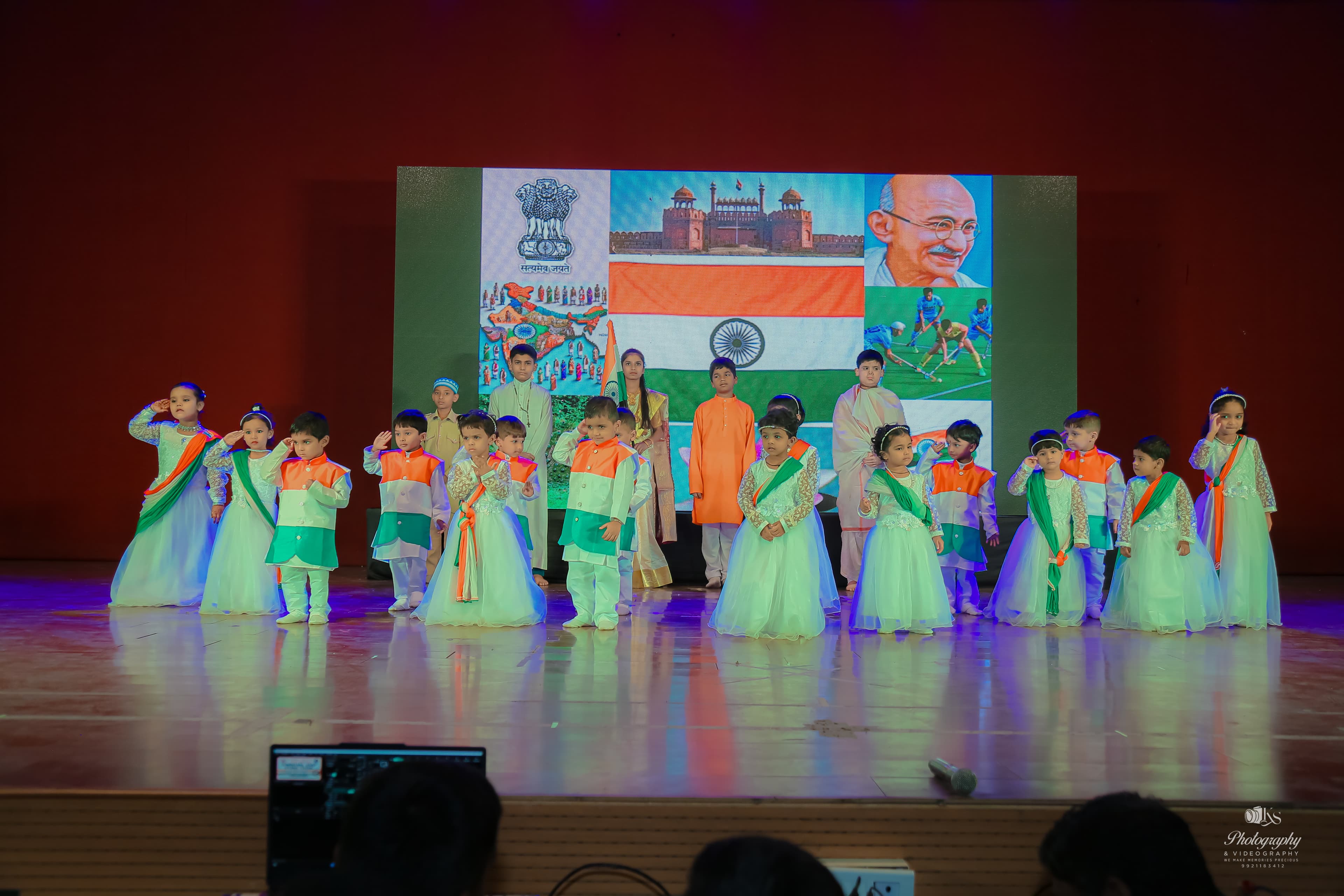 Patriotic stage performance by Little Feet's Pre School children