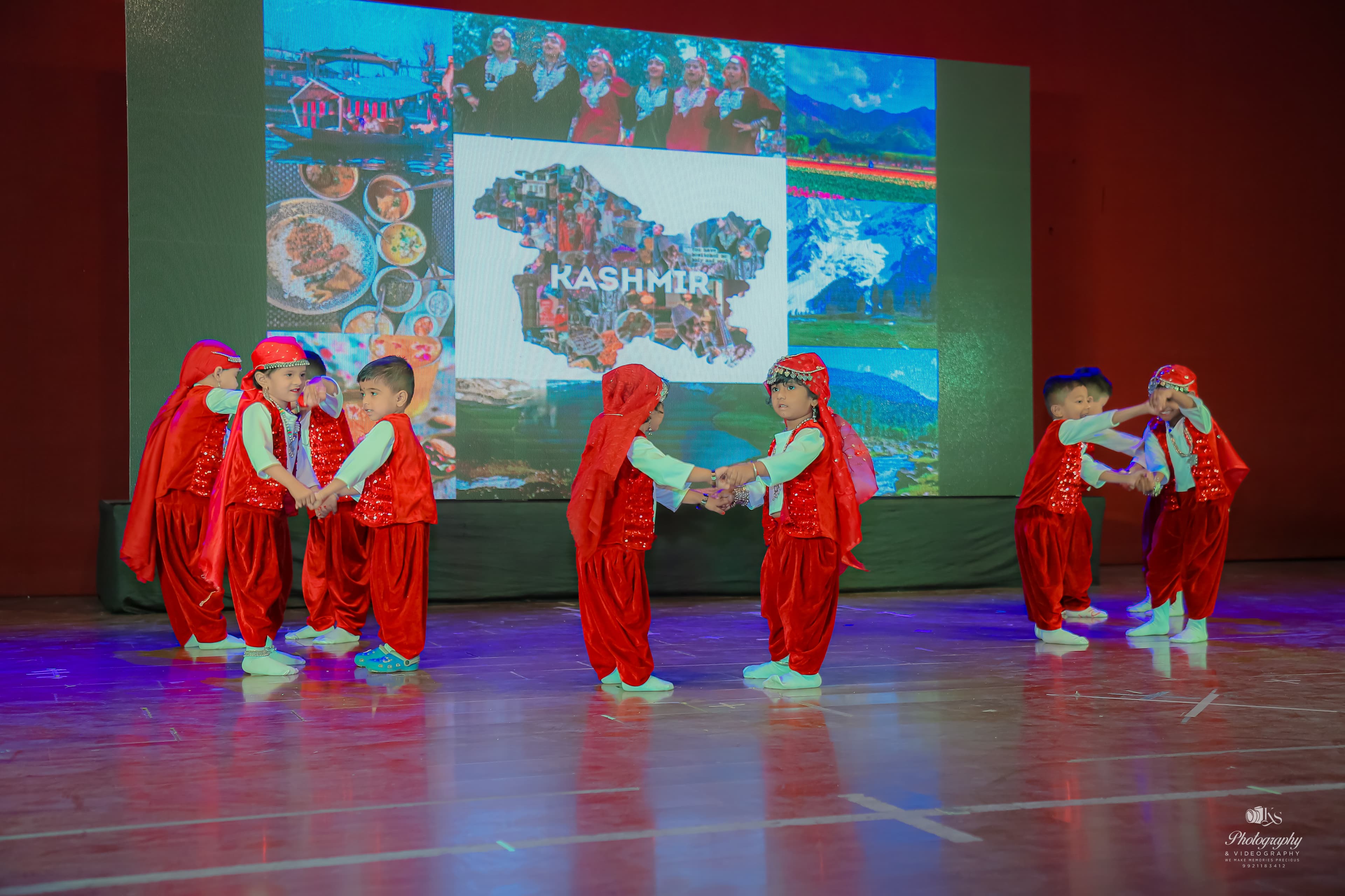 Kashmir dance performance at Little Feet's Pre School